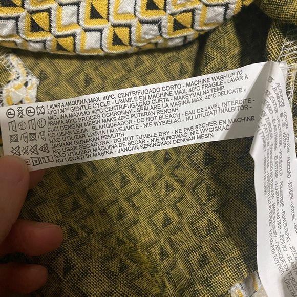 Sold: Zara printed yellow skirt Sz Medium - Picture 10 of 10